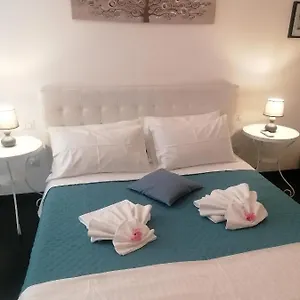 Pensión Holiday, Roma
