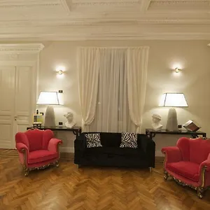 https://msnsuites-palazzo-lombardo.it-tuscanyhotel.com